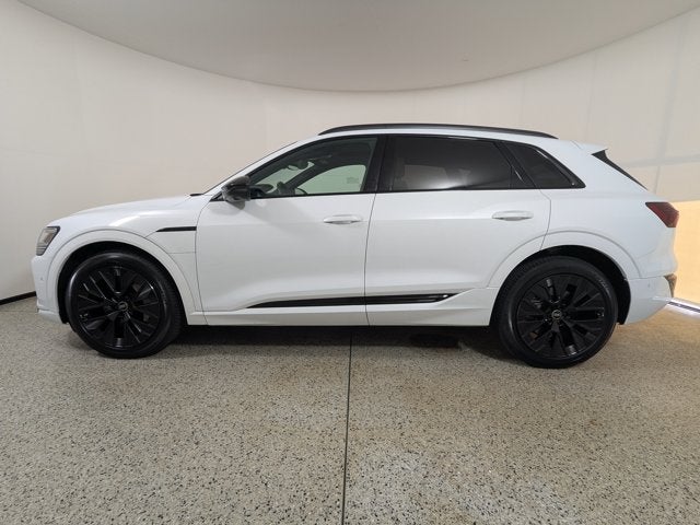 2024 Audi Q8 e-tron Prestige quattro