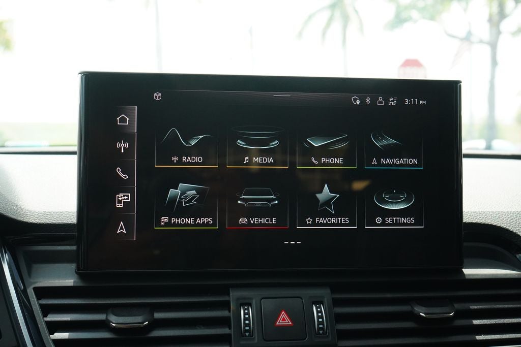 2023 Audi Q5 40 Premium quattro