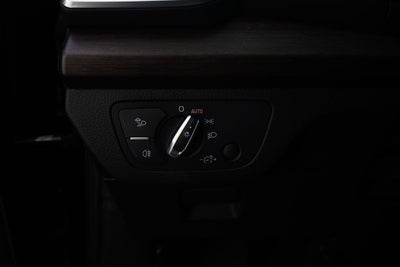 2023 Audi Q5 40 Premium quattro