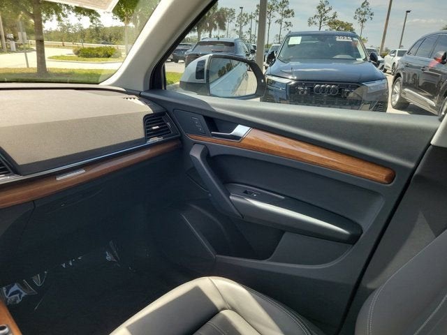 2023 Audi Q5 40 Premium