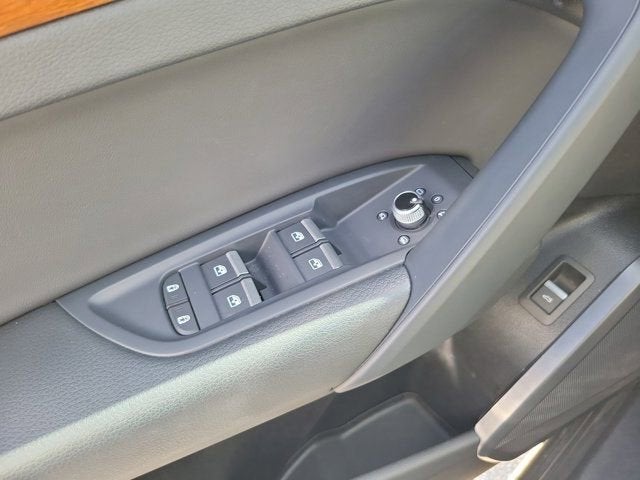 2023 Audi Q5 40 Premium