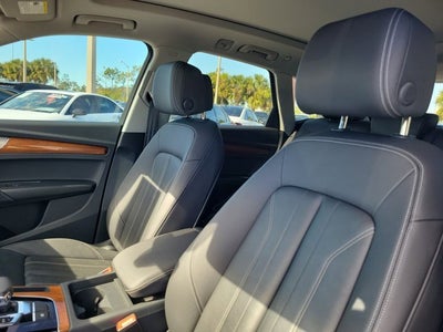 2023 Audi Q5 40 Premium