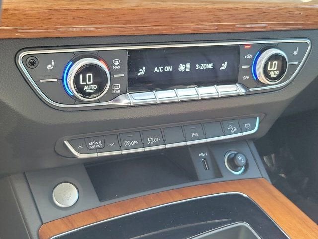 2023 Audi Q5 40 Premium