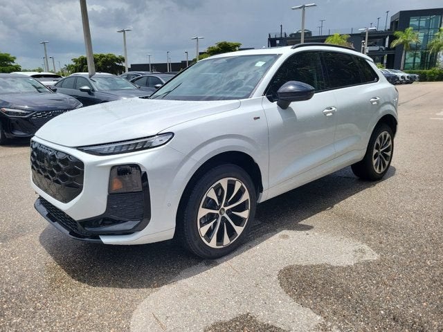2026 Audi Q3 S line