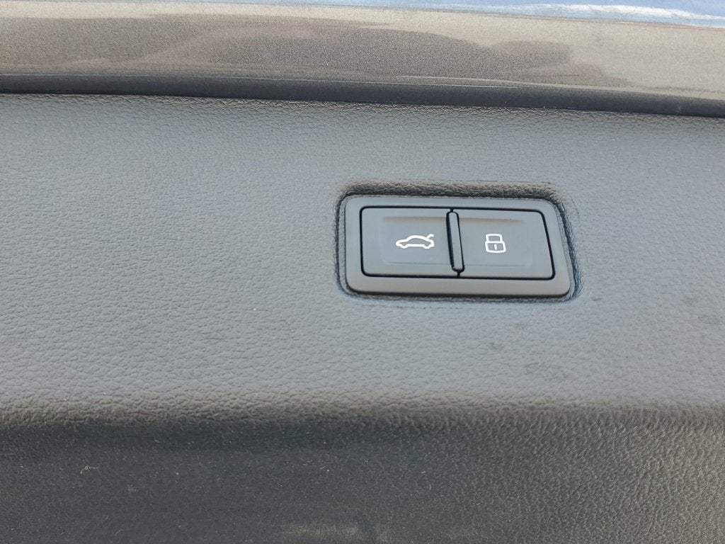 2023 Audi Q7 45 Premium quattro