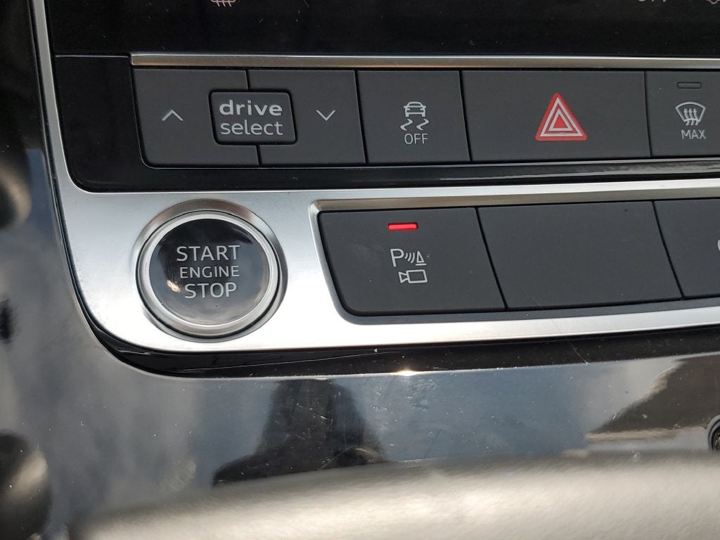 2023 Audi Q7 45 Premium quattro