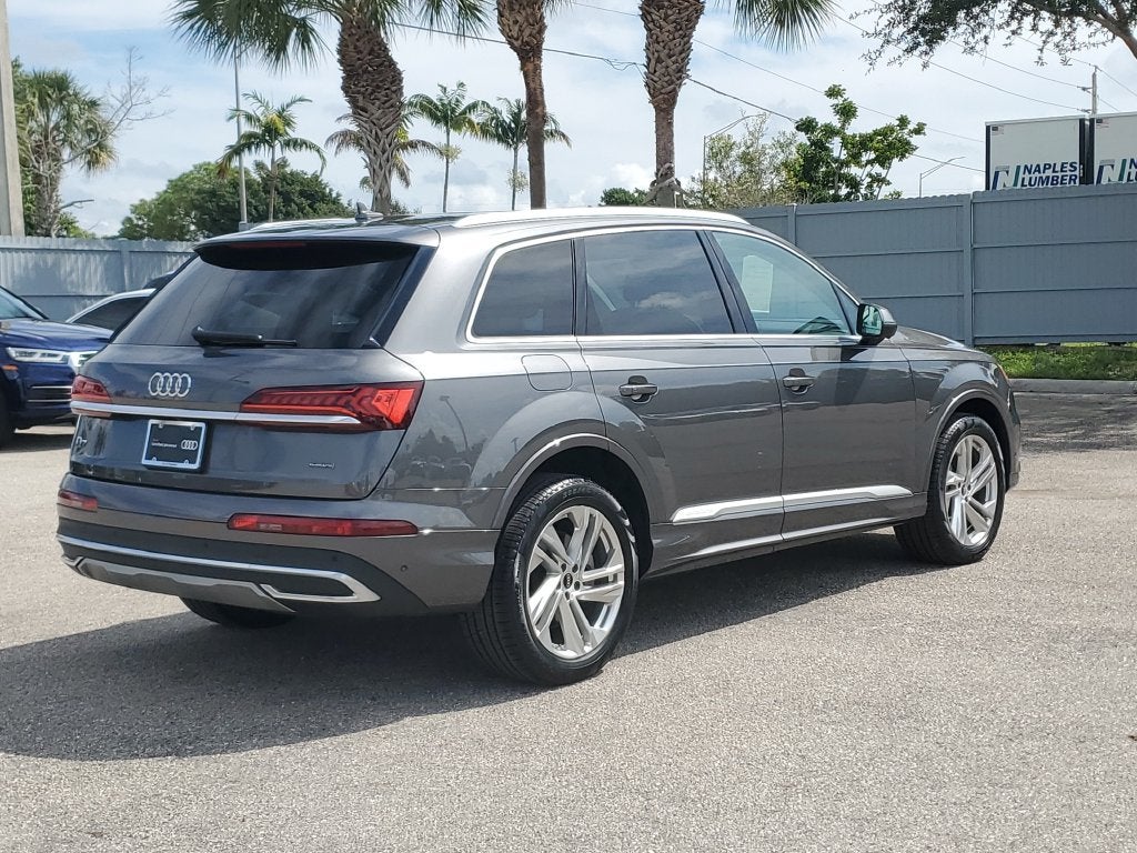 2023 Audi Q7 45 Premium quattro