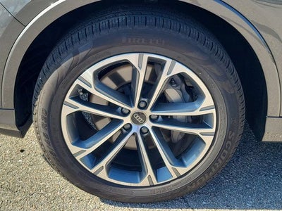 2025 Audi Q7 45 Premium