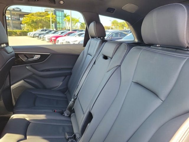 2025 Audi Q7 45 Premium