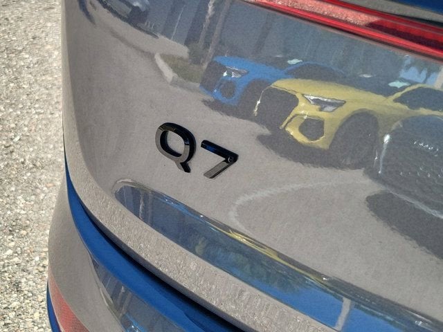 2025 Audi Q7 45 Premium