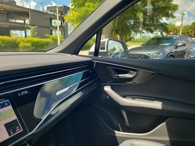 2023 Audi Q7 45 Premium