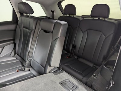 2022 Audi Q7 Premium 45 TFSI quattro