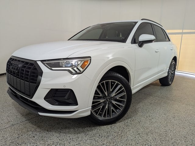 2024 Audi Q3 Premium 40 TFSI quattro
