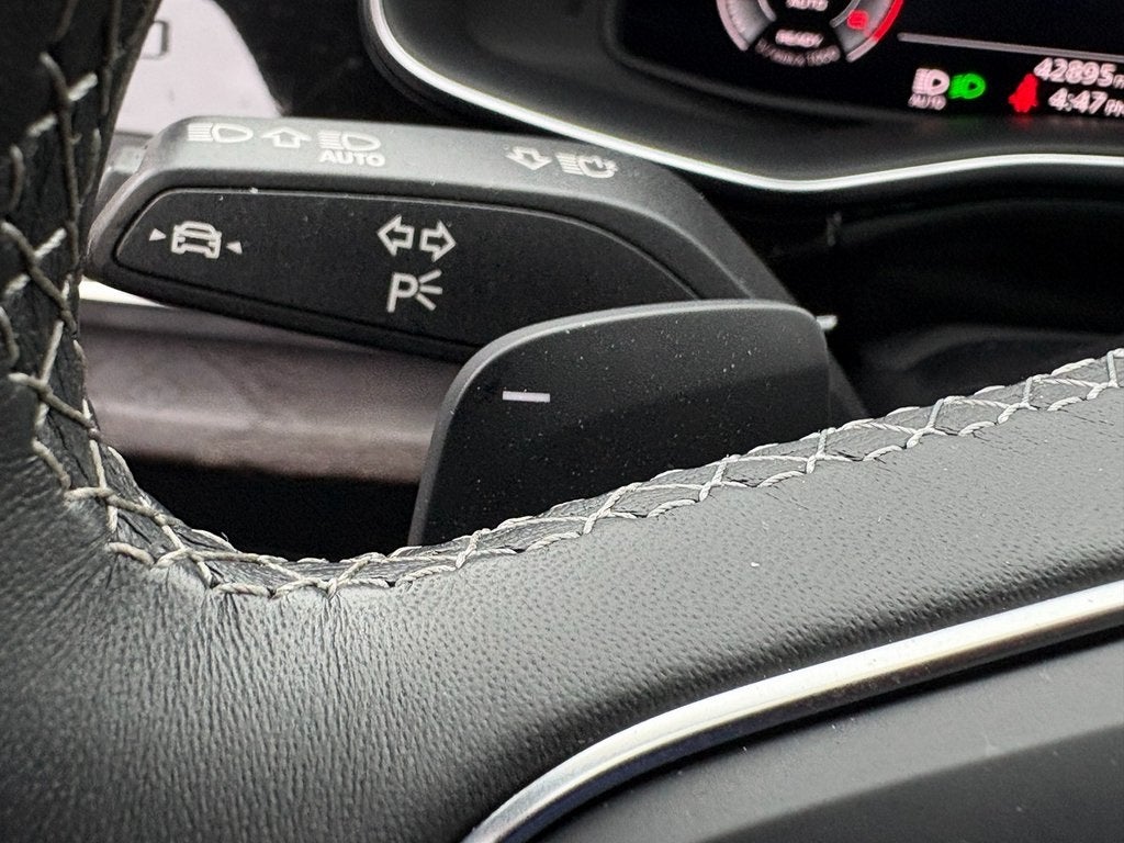 2023 Audi Q8 55 Premium quattro