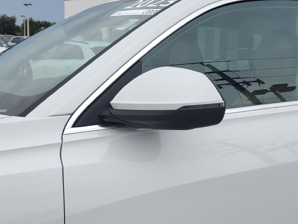 2023 Audi Q8 55 Premium quattro