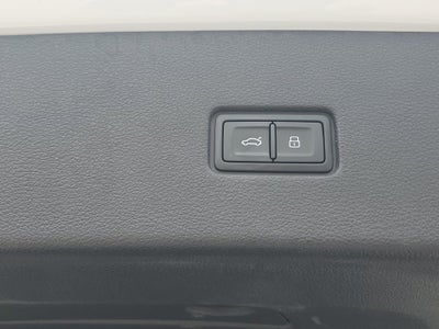 2023 Audi Q8 55 Premium quattro