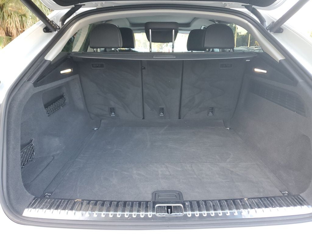 2023 Audi Q8 55 Premium quattro