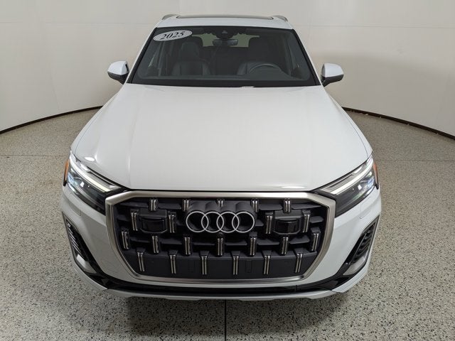 2025 Audi Q7 Premium 55 TFSI quattro