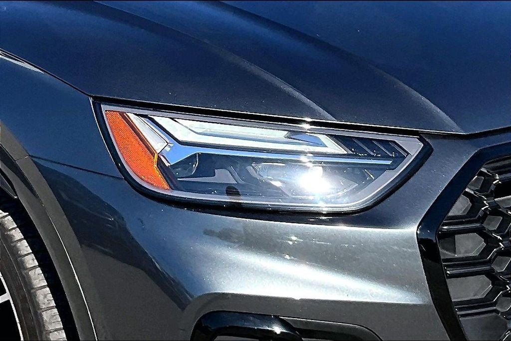 2023 Audi SQ5 Premium Plus quattro