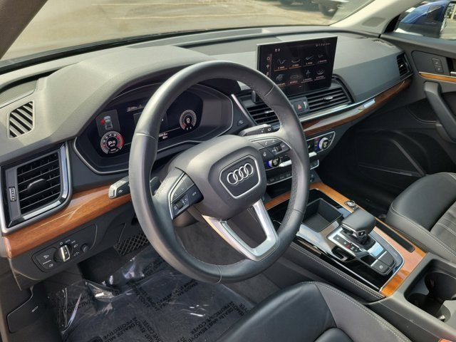 2023 Audi Q5 40 Premium Plus