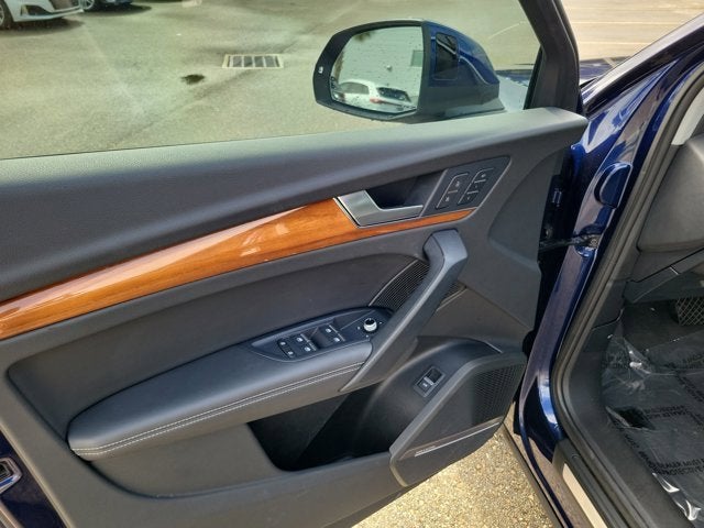 2023 Audi Q5 40 Premium Plus