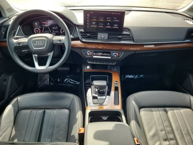 2023 Audi Q5 40 Premium Plus