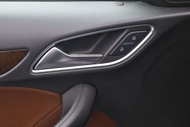 2016 Audi Q3 2.0T Premium Plus