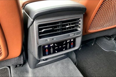 2025 Audi Q8 55 Premium Plus quattro