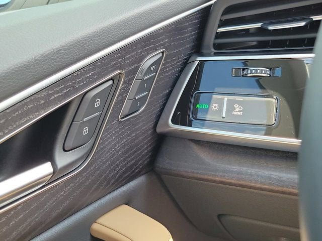 2025 Audi Q8 55 Premium Plus