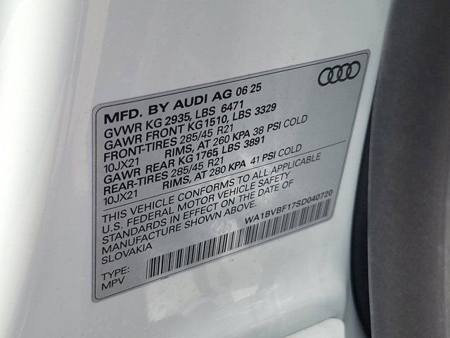 2025 Audi Q8 55 Premium Plus