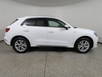 2023 Audi Q3 S line Premium 45 TFSI quattro