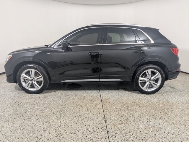 2023 Audi Q3 S line Premium 45 TFSI quattro