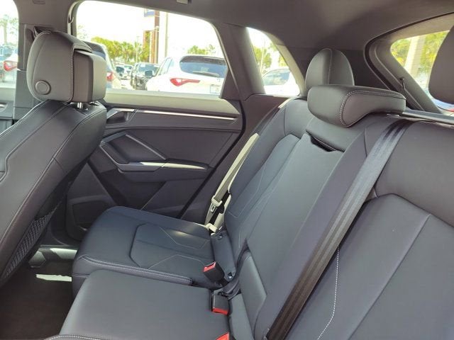 2025 Audi Q3 Premium