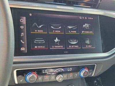 2025 Audi Q3 Premium