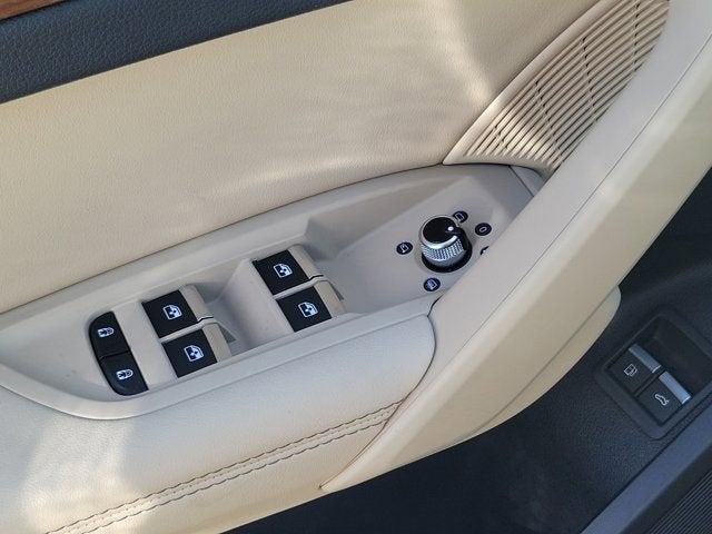 2024 Audi Q5 e 55 Premium Plus