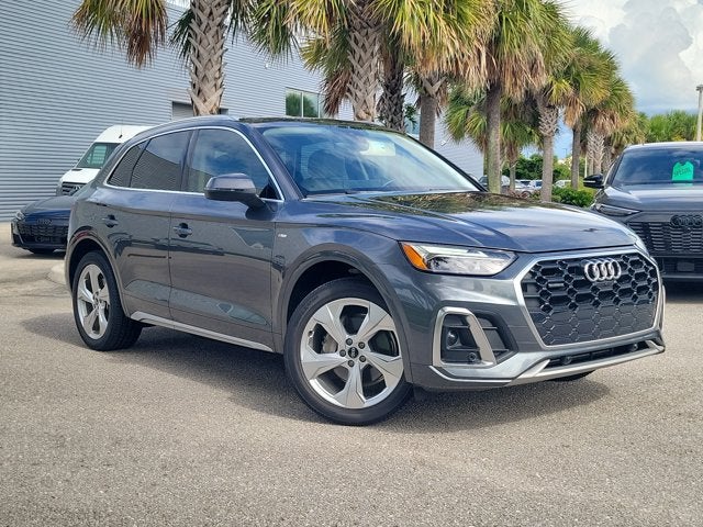 2022 Audi Q5 45 S line Premium Plus