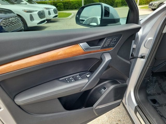 2023 Audi Q5 45 S line Premium Plus