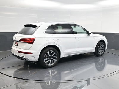 2024 Audi Q5 45 S line Premium quattro