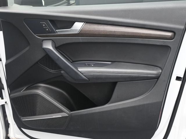 2024 Audi Q5 45 S line Premium quattro