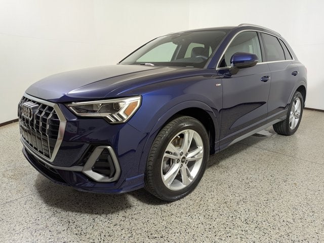 2023 Audi Q3 S line Premium Plus 45 TFSI quattro