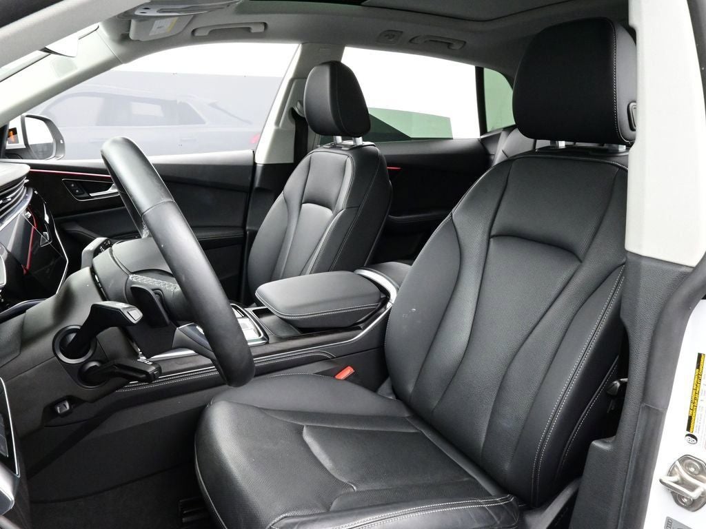 2023 Audi Q8 55 Premium Plus quattro