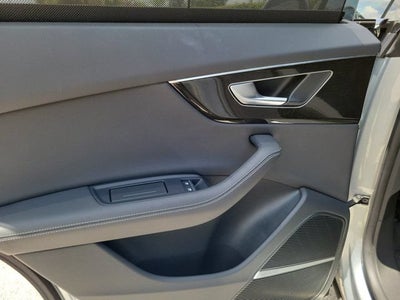 2024 Audi Q8 55 Premium Plus