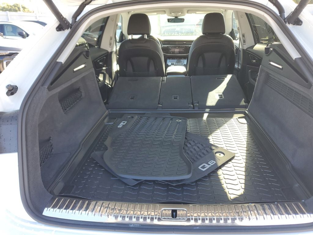 2023 Audi Q8 55 Premium Plus quattro