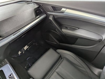 2025 Audi Q5 S line Prestige 45 TFSI quattro