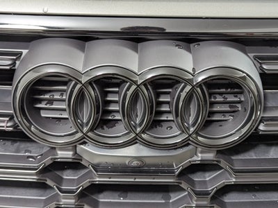 2025 Audi Q5 S line Prestige 45 TFSI quattro
