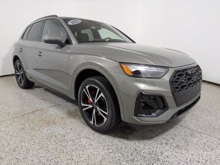 2025 Audi Q5 S line Prestige 45 TFSI quattro