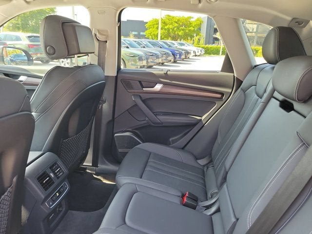 2023 Audi Q5 45 S line Prestige
