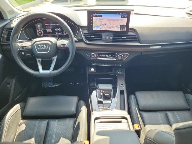 2023 Audi Q5 45 S line Prestige