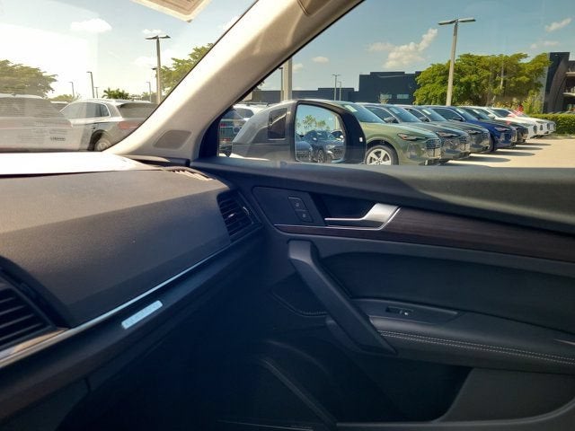 2023 Audi Q5 45 S line Prestige