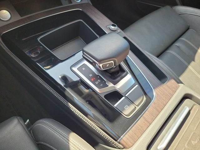 2023 Audi Q5 45 S line Prestige